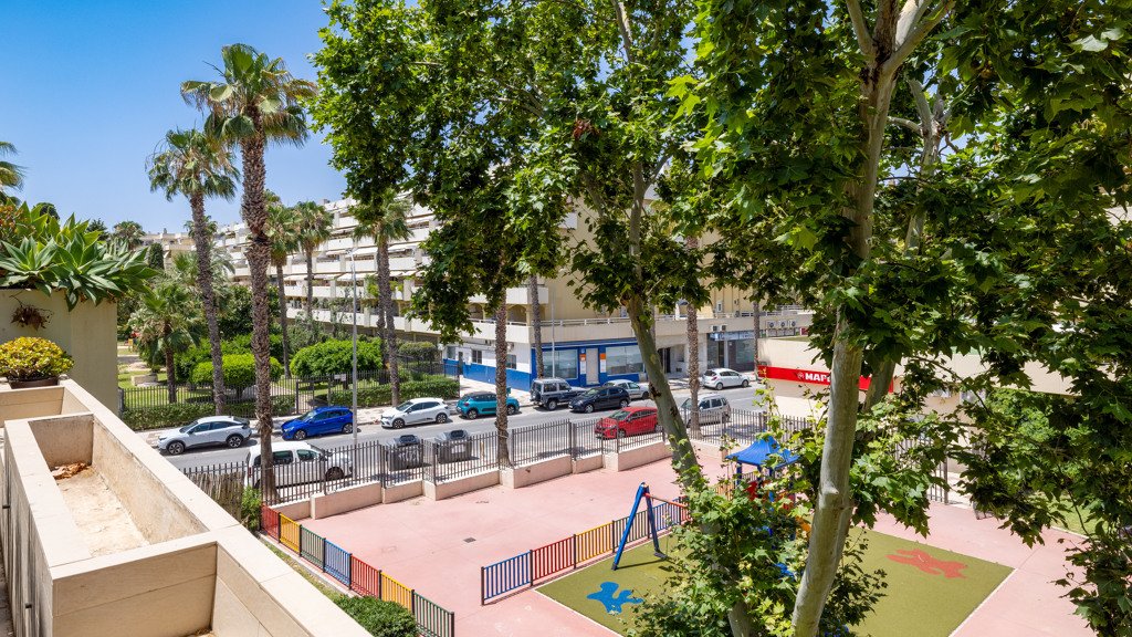Apartment à Malaga, Espagne 3 chambres, 165 m2 No. 122437