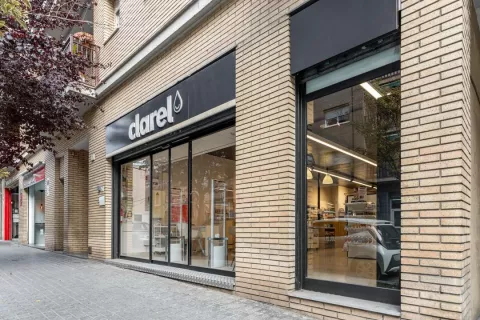 Liikekiinteistö Barcelona, Espanja 213 m2 No. 130384