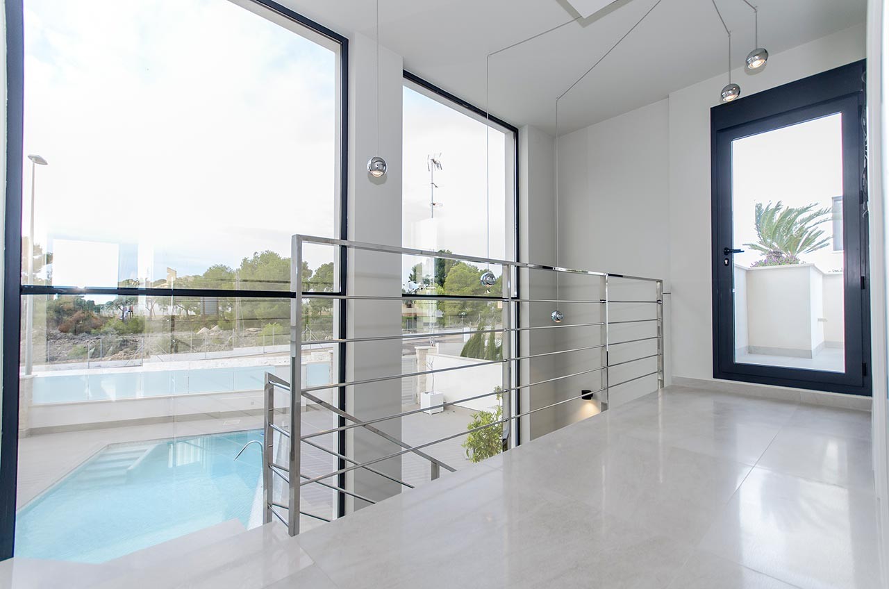 Villa a San Miguel de Salinas, Alicante, Spagna 3 camere da letto, 126 mq. N° 128394