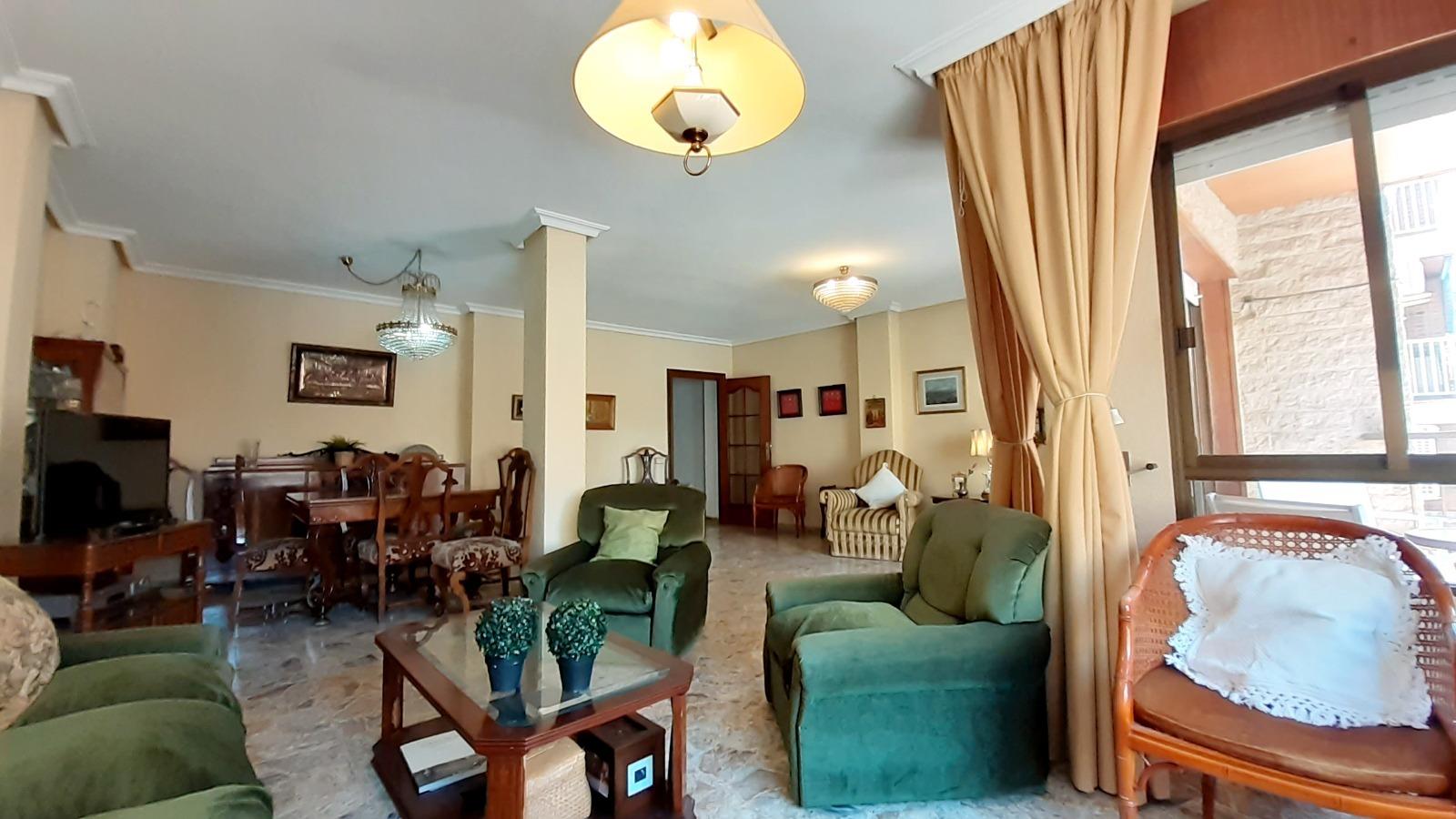 Dzīvoklis Torrevieja, Alicante, Spānijā 4 istabas, 164 m2 Nr. 125593