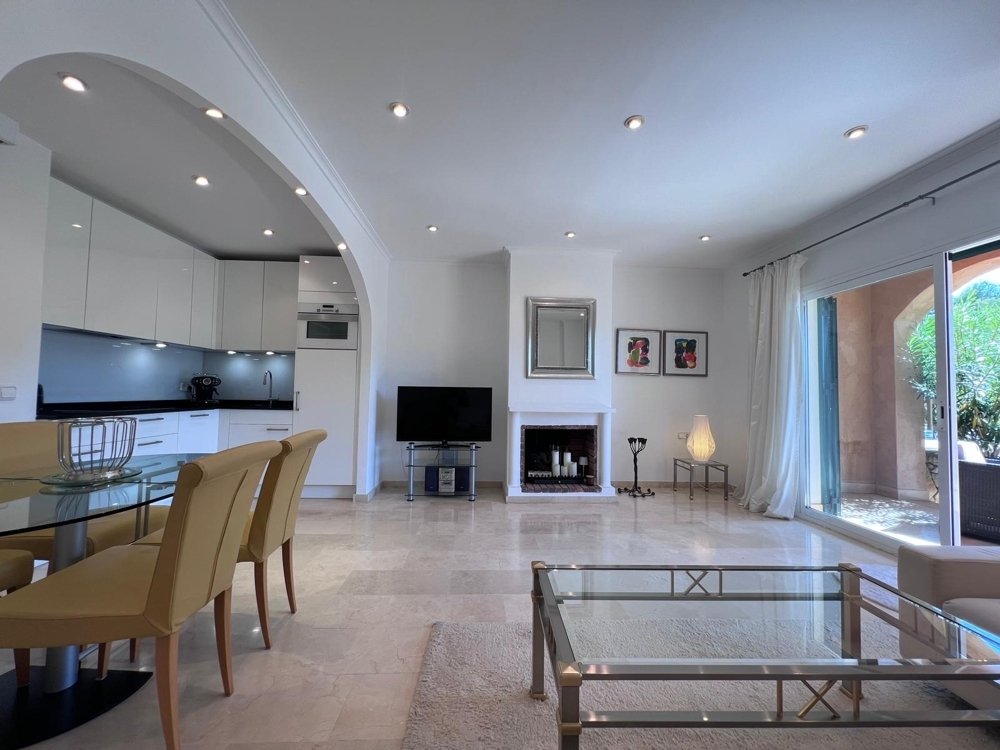 Apartamento en Nova Santa Ponça, Mallorca, España 2 dormitorios, 85 m2 No. 132846