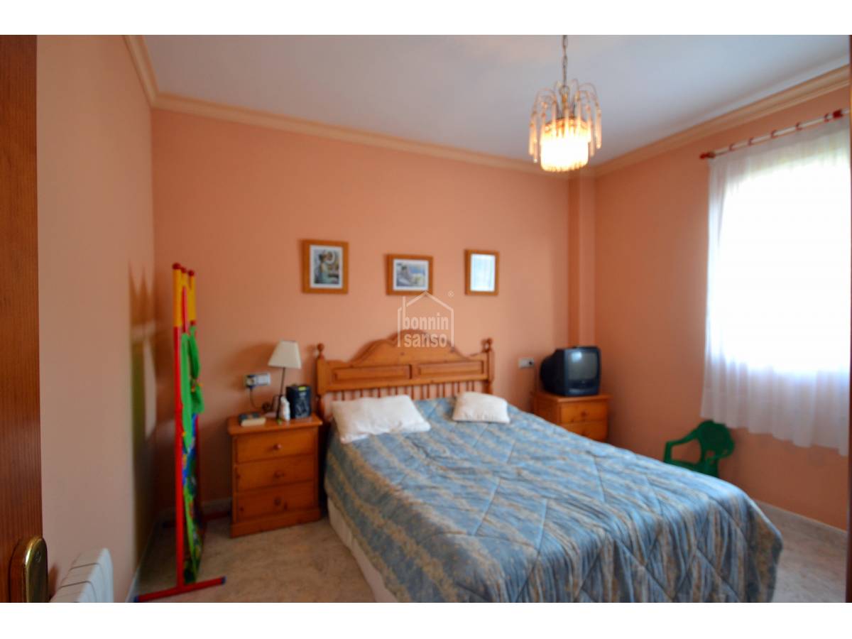 Kaupunkipientalo Cala Millor, Mallorca, Espanja 5 makuuhuonetta, 348 m2 No. 127968