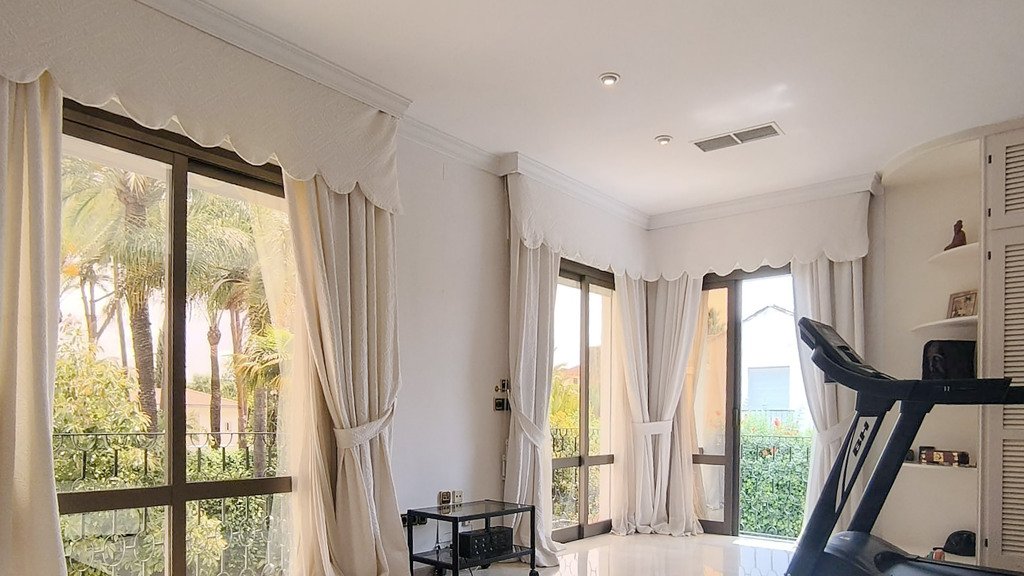 Villa a Marbella, Malaga, Spagna 6 camere da letto, 453.81 mq. N° 121551