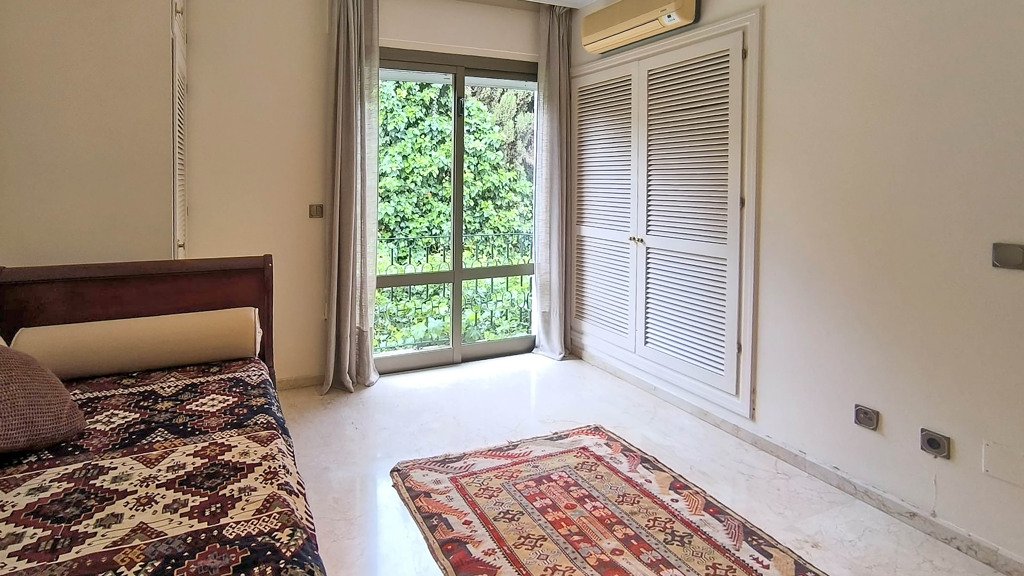 Villa a Marbella, Malaga, Spagna 6 camere da letto, 453.81 mq. N° 121551