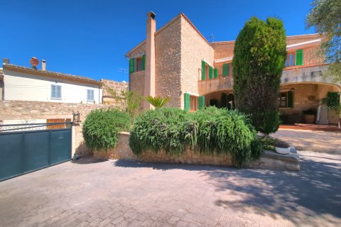 Huvila Montuiri, Mallorca, Espanja 5 makuuhuonetta, 377 m2 No. 128160