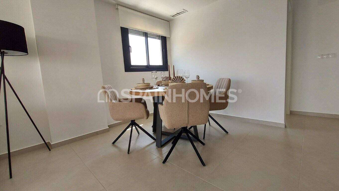 Appartamento a San Miguel de Salinas, Alicante, Spagna 3 camere da letto, 98 mq. N° 122015