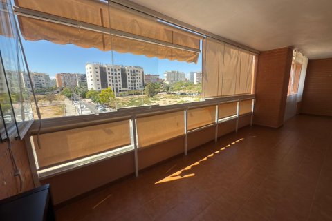 Apartamento en Alicante, España 3 dormitorios, 127 m2 No. 127254
