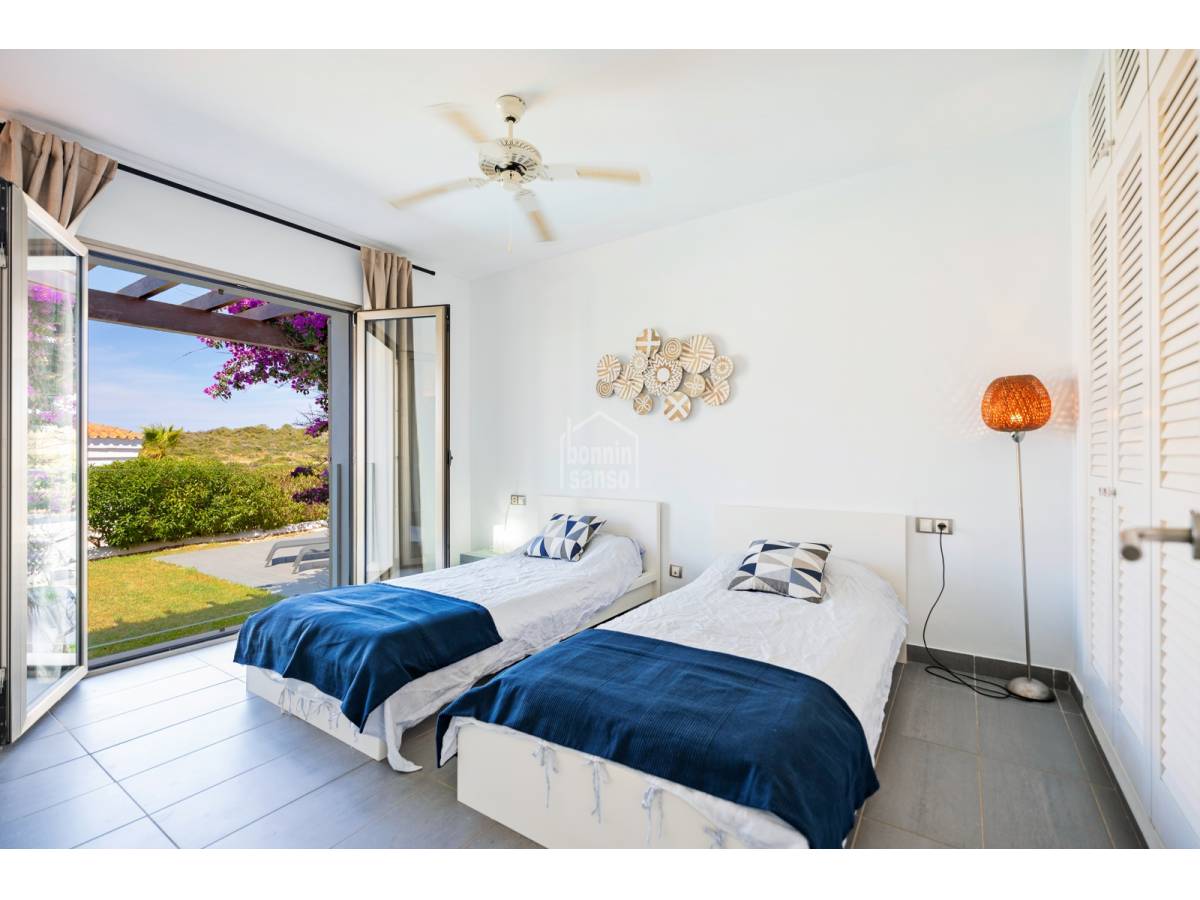 Villa in Els Canutells, Menorca, Spanien 4 Schlafzimmer, 316 m2 Nr. 129034