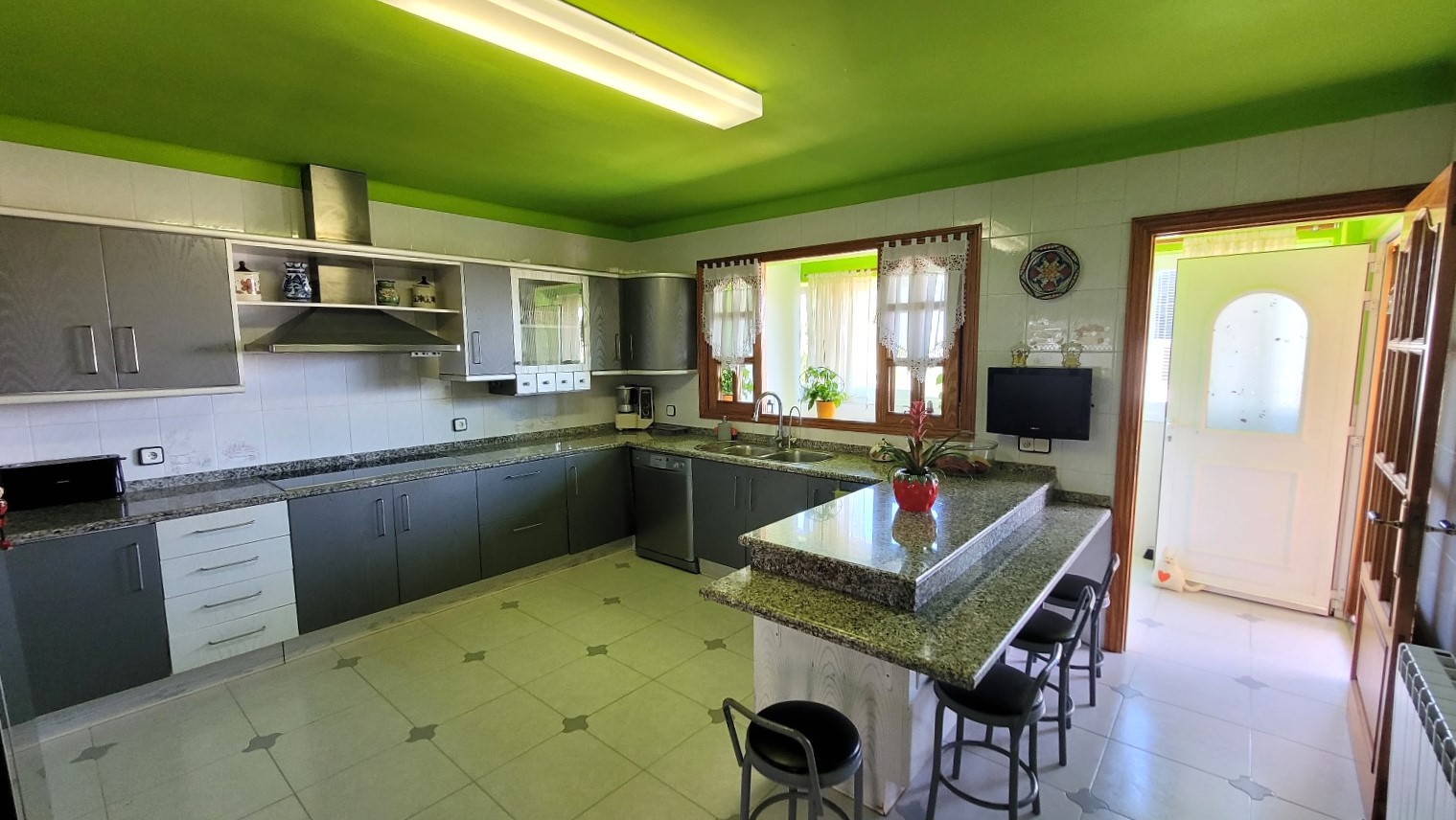 Villa in Badia Blava, Mallorca, Spanien 5 Schlafzimmer, 350 m2 Nr. 130992