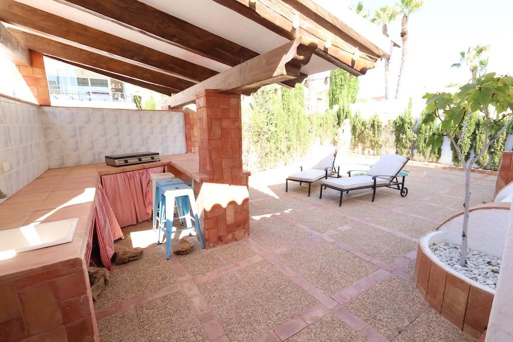 Villa à Alicante, Espagne 4 chambres, 189 m2 No. 129739