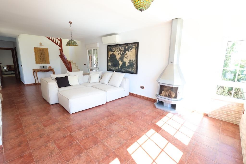 Villa à Alicante, Espagne 4 chambres, 189 m2 No. 129739