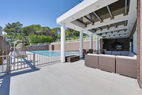 Сasa en Platja D'aro, Gerona, España 6 dormitorios, 1900 m2 No. 130431
