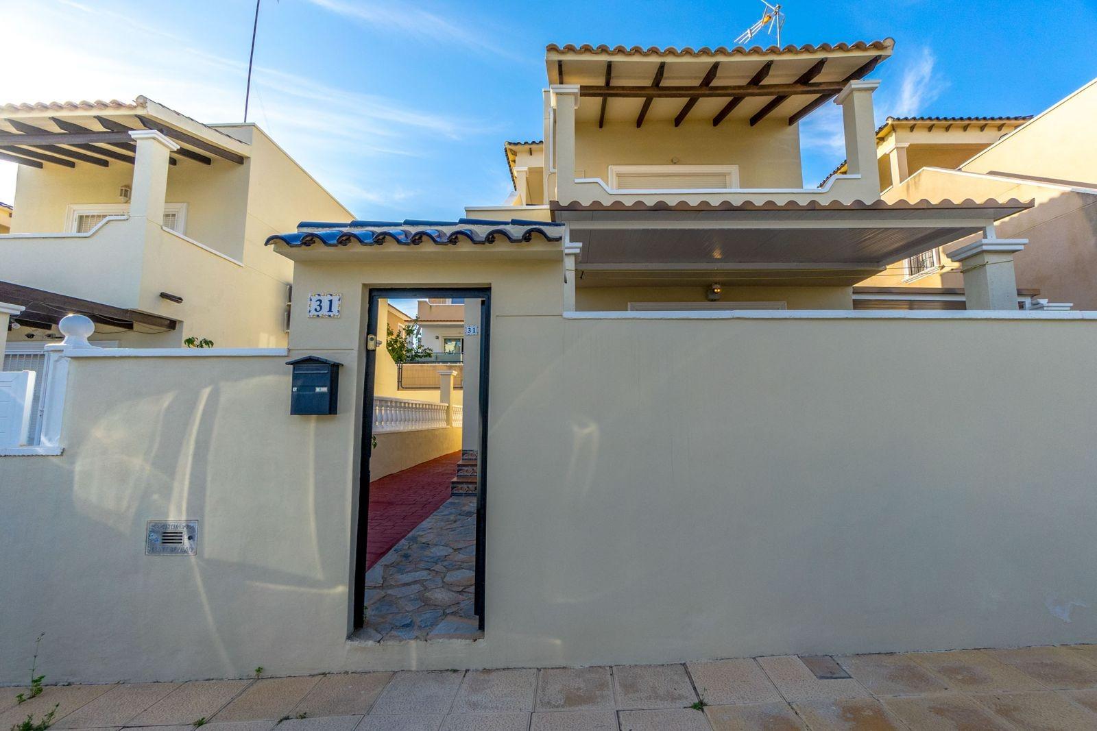 Townhouse in San Miguel de Salinas, Alicante, Spain 3 bedrooms, 130 sq.m. No. 131671