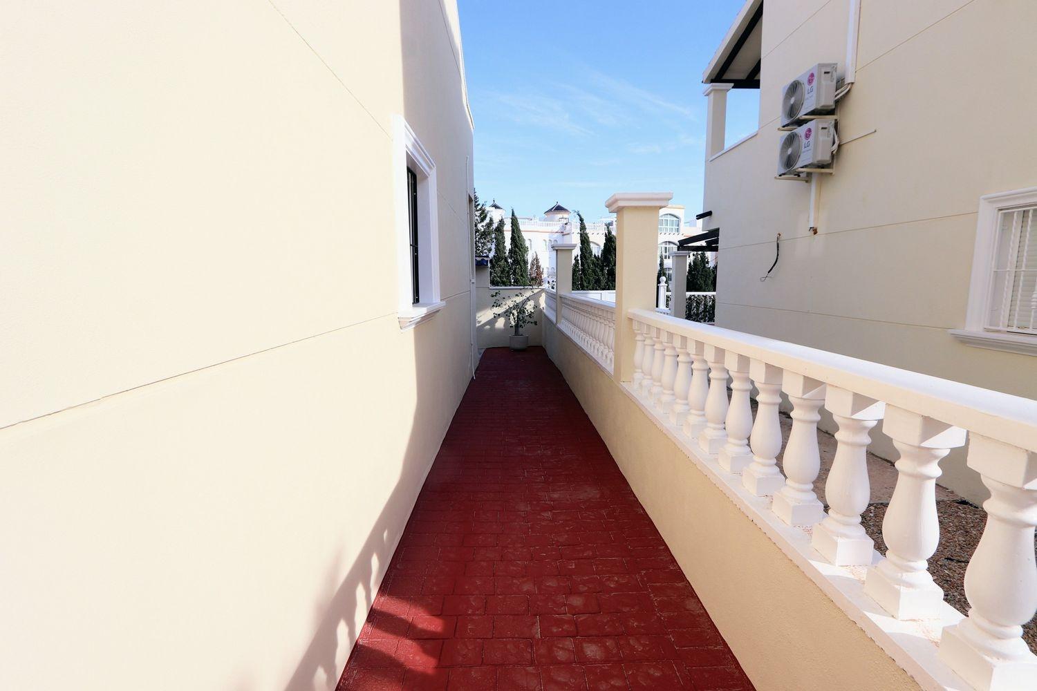 Townhouse in San Miguel de Salinas, Alicante, Spain 3 bedrooms, 130 sq.m. No. 131671