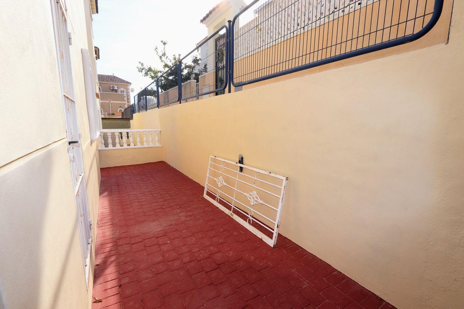 Townhouse in San Miguel de Salinas, Alicante, Spain 3 bedrooms, 130 sq.m. No. 131671