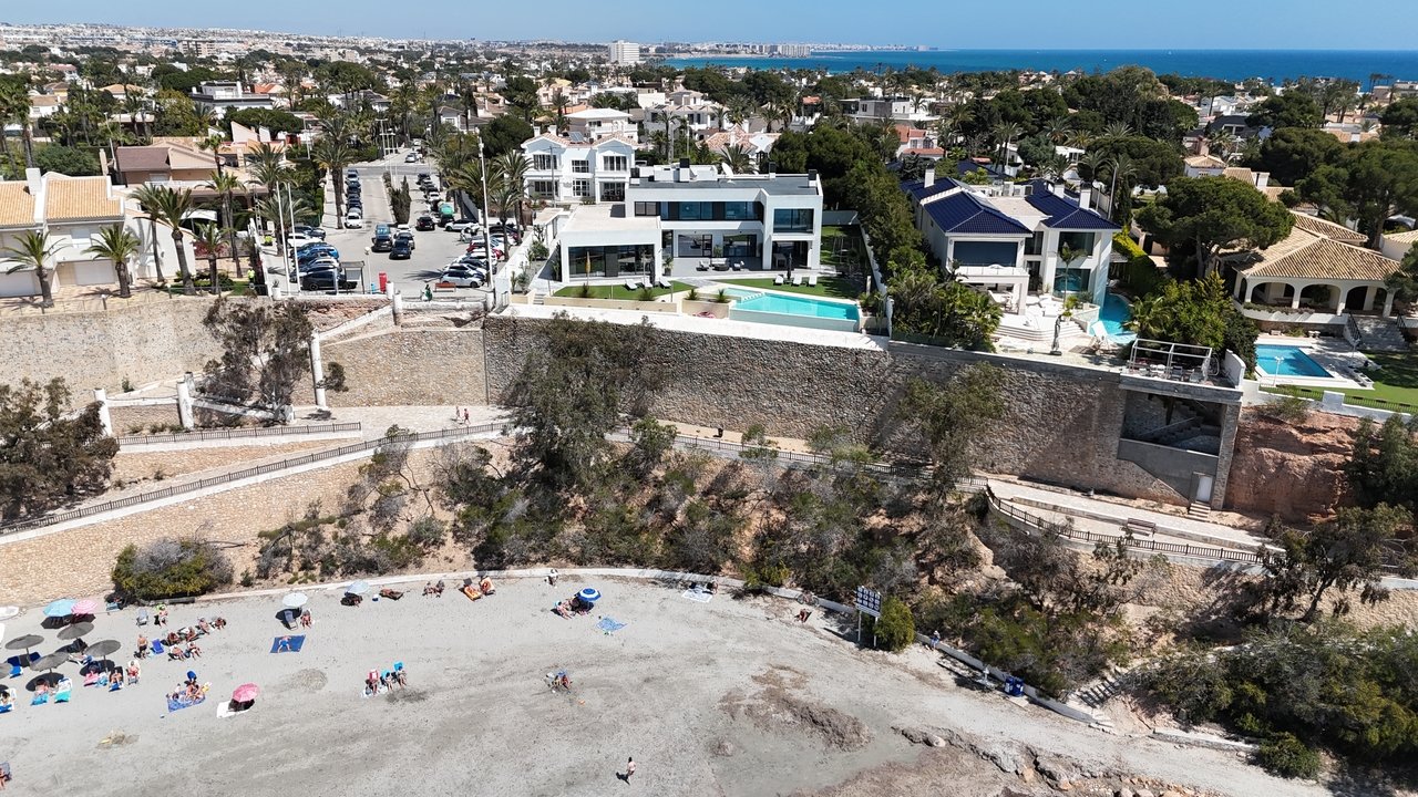Villa Cabo Roig, Alicante, Spānijā 4 istabas, 479 m2 Nr. 120172