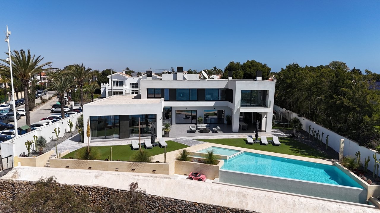 Villa Cabo Roig, Alicante, Spānijā 4 istabas, 479 m2 Nr. 120172