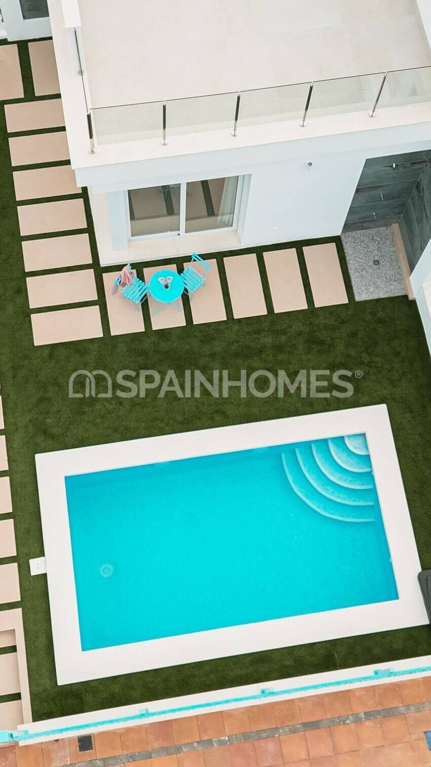 Villa à Los Alcazares, Murcia, Espagne 3 chambres, 150 m2 No. 120741