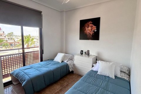 Apartment à Campoamor, Alicante, Espagne 2 chambres, 71 m2 No. 131499