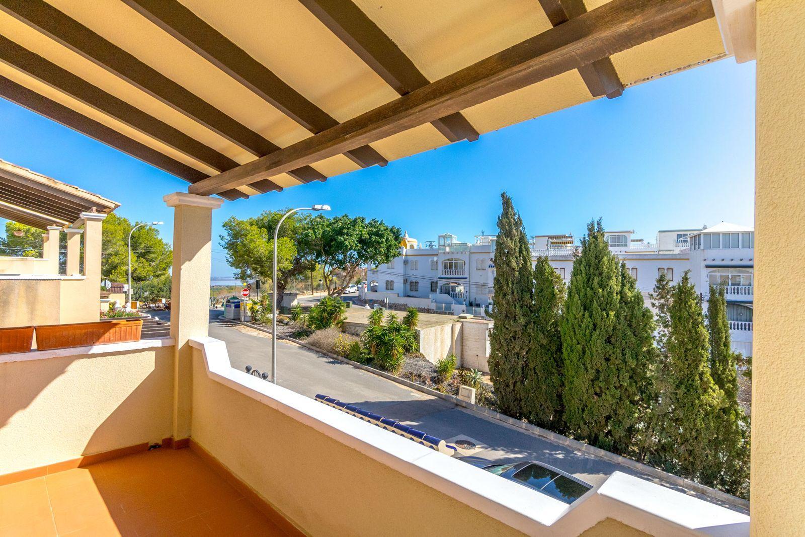 Casa adosada en Villamartin, Alicante, España 3 dormitorios, 105 m2 No. 125566