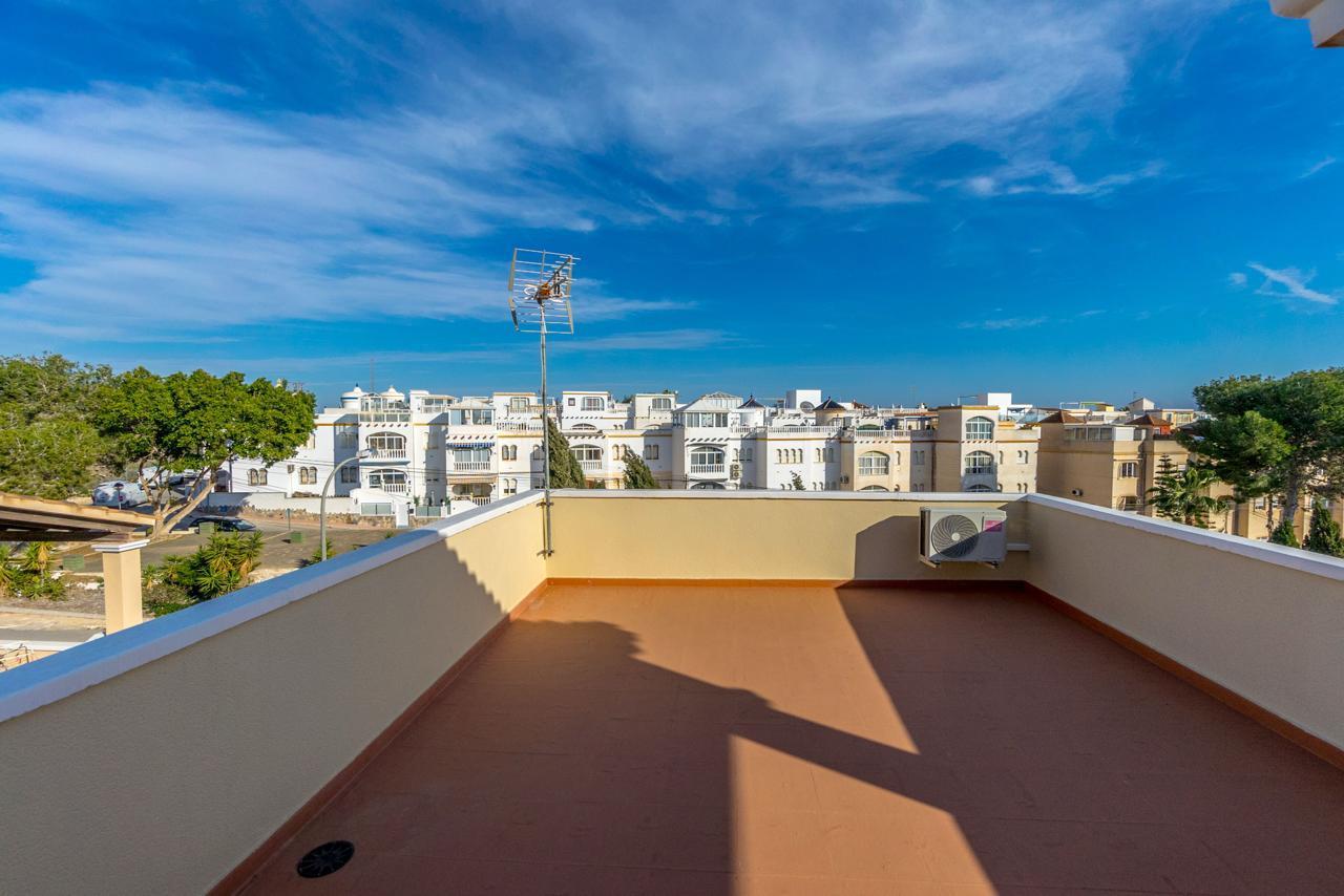 Casa adosada en Villamartin, Alicante, España 3 dormitorios, 105 m2 No. 125566
