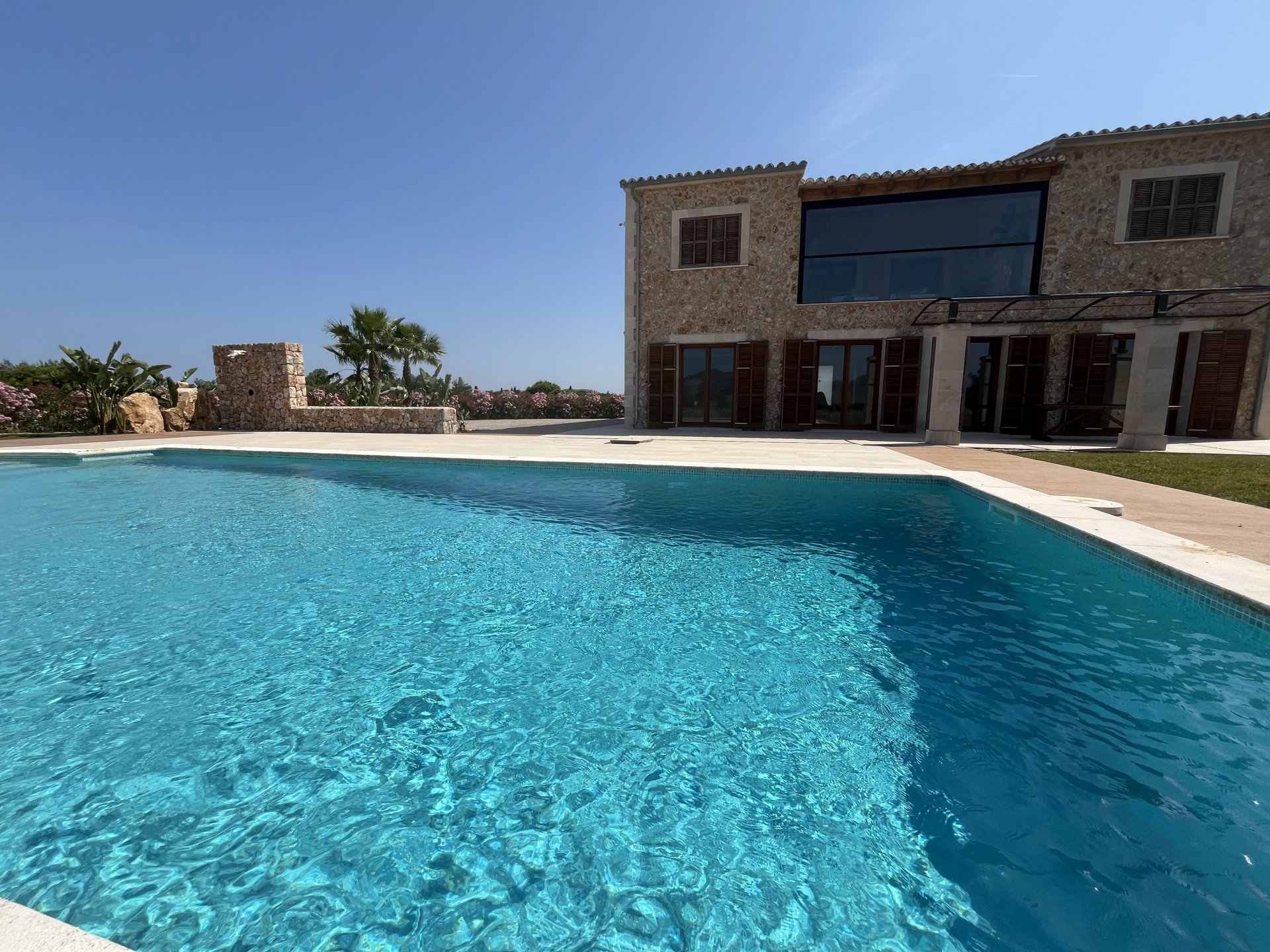 Finca en Port De Pollenca, Mallorca, España 3 dormitorios, 393 m2 No. 128277