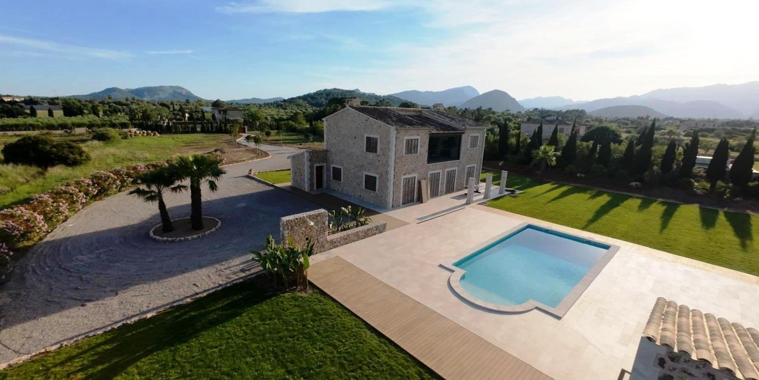 Finca en Port De Pollenca, Mallorca, España 3 dormitorios, 393 m2 No. 128277