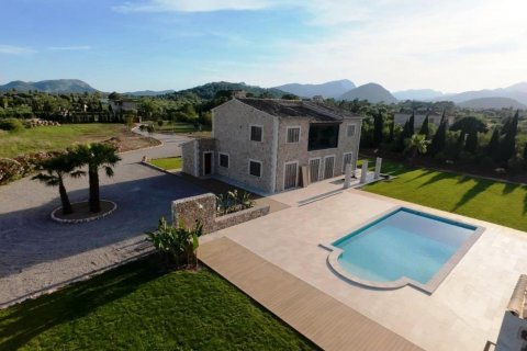 Finca in Port De Pollenca, Mallorca, Spanien 3 Schlafzimmer, 393 m2 Nr. 128277