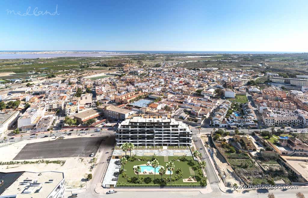 Appartamento a San Miguel de Salinas, Alicante, Spagna 2 camere da letto, 70 mq. N° 121908