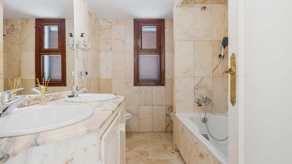 Townhouse in Malaga, Spanien 2 Schlafzimmer, 96.68 m2 Nr. 121660