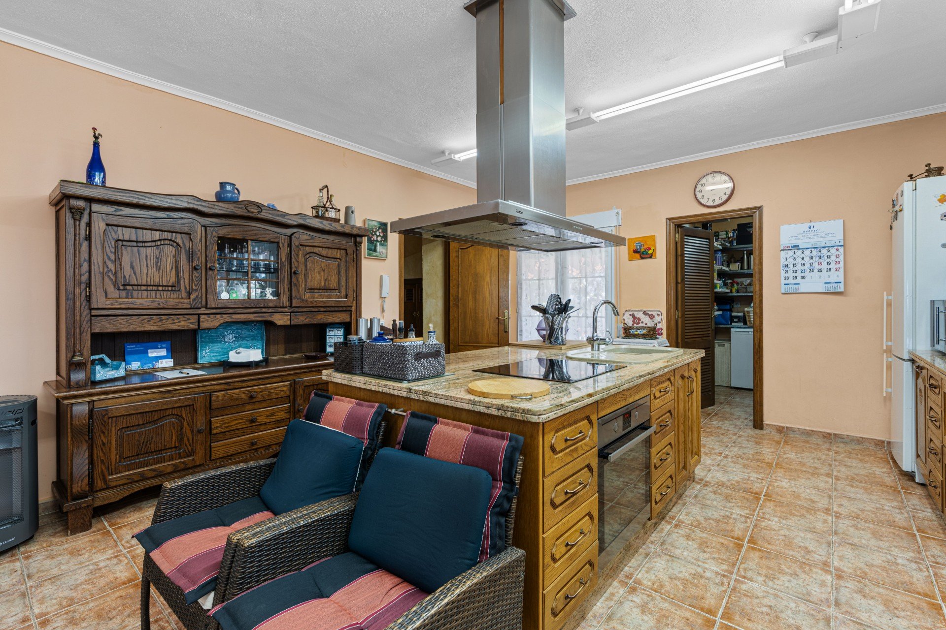 Villa i El Altet, Alicante, Spanien 8 sovrum, 243 kvm. Nr. 125045
