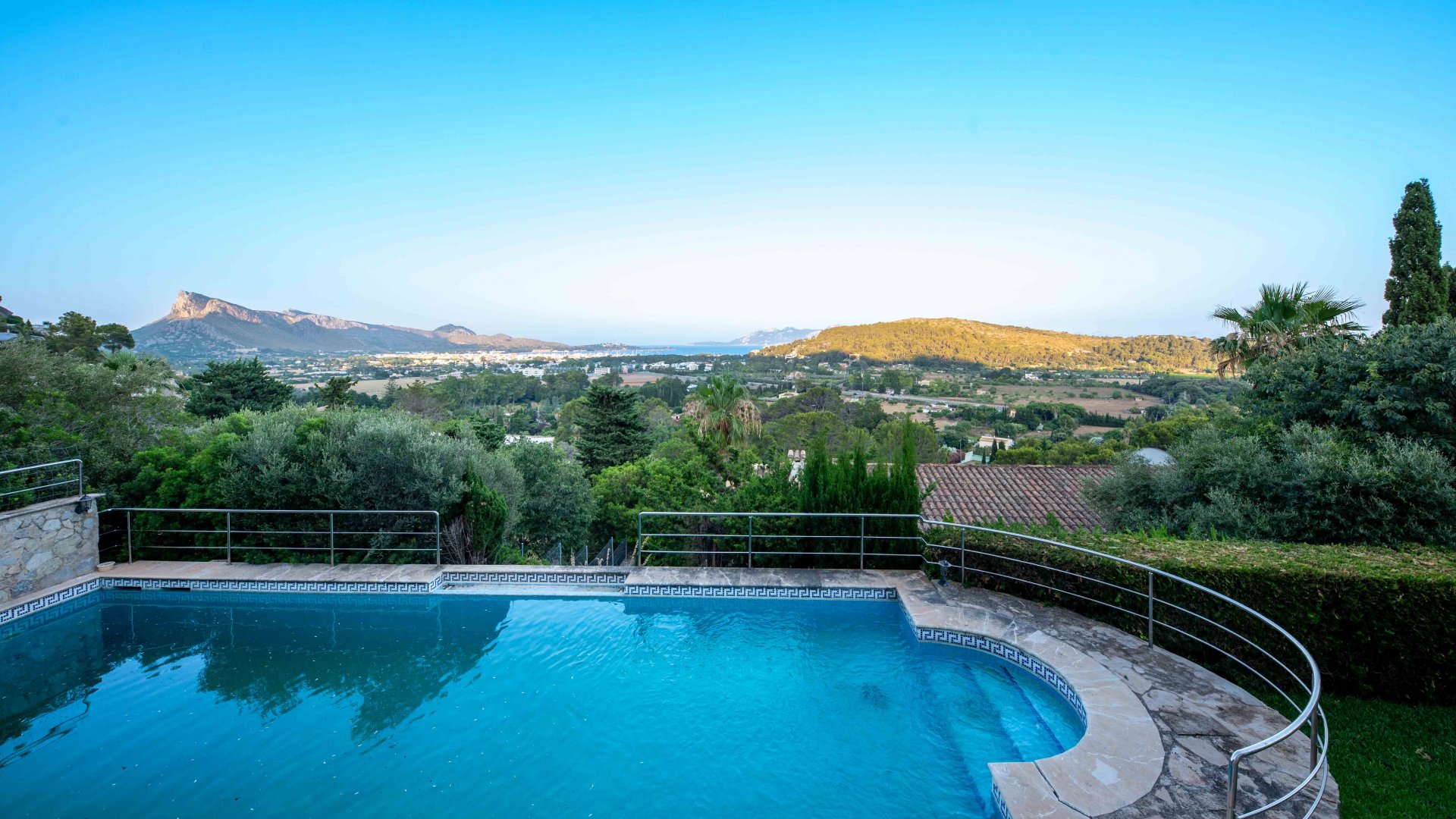 Villa à Port De Pollenca, Mallorca, Espagne 5 chambres, 388 m2 No. 128256