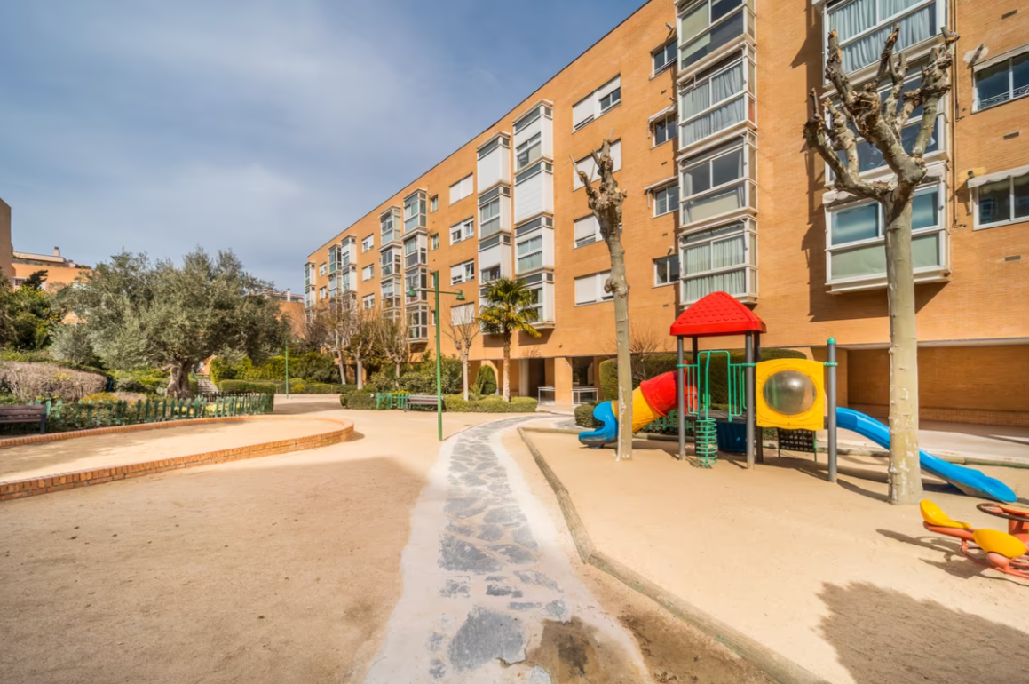 Appartamento a Madrid, Almeria, Spagna 3 camere da letto, 130 mq. N° 130361