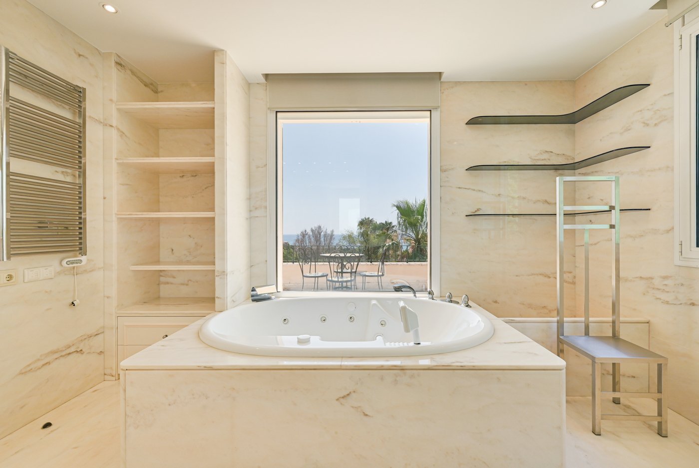 Talo Sitges, Barcelona, Espanja 5 makuuhuonetta, 910 m2 No. 130398