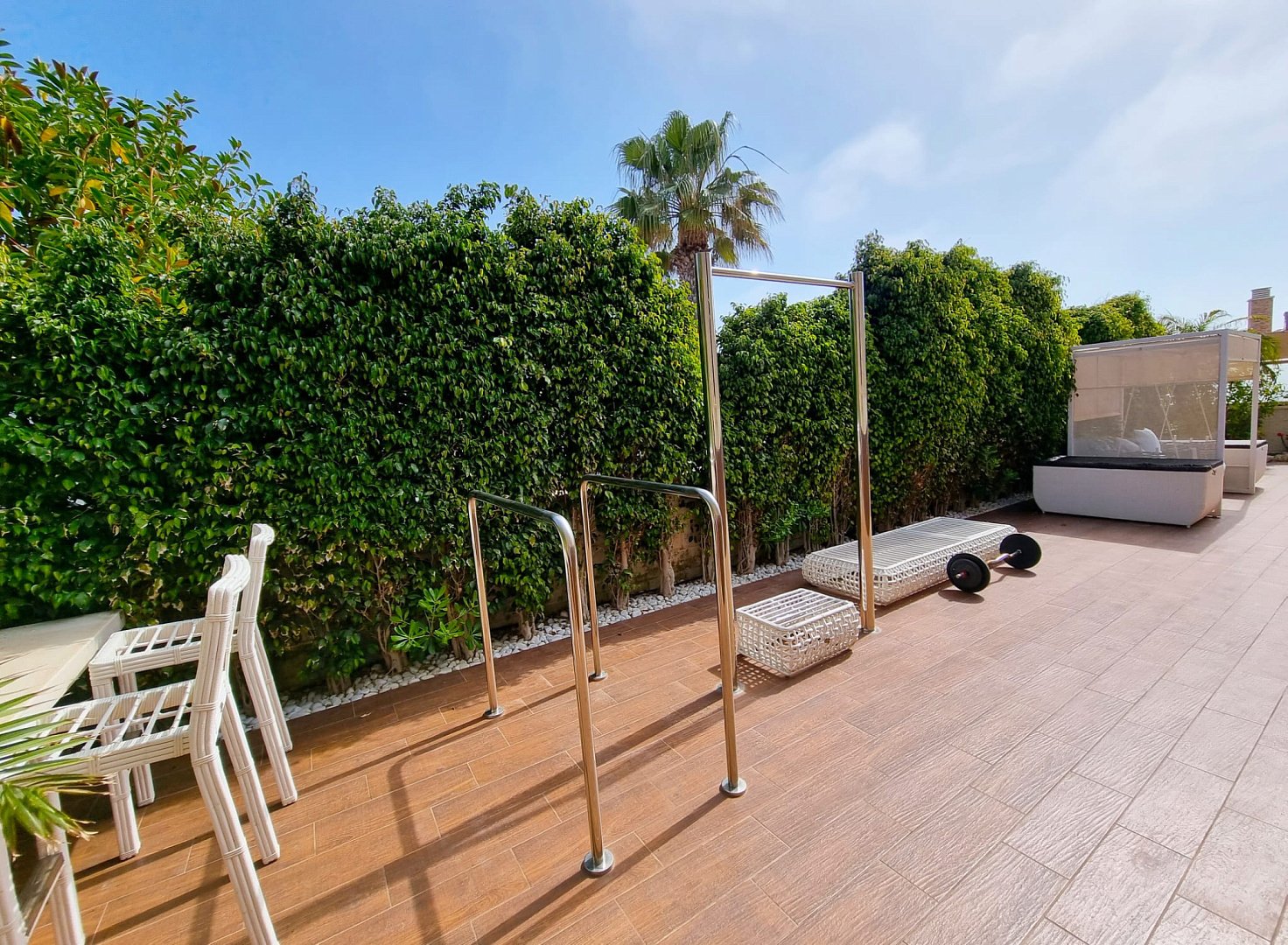 House in Torrevieja, Alicante, Spain 5 bedrooms, 380 sq.m. No. 130397
