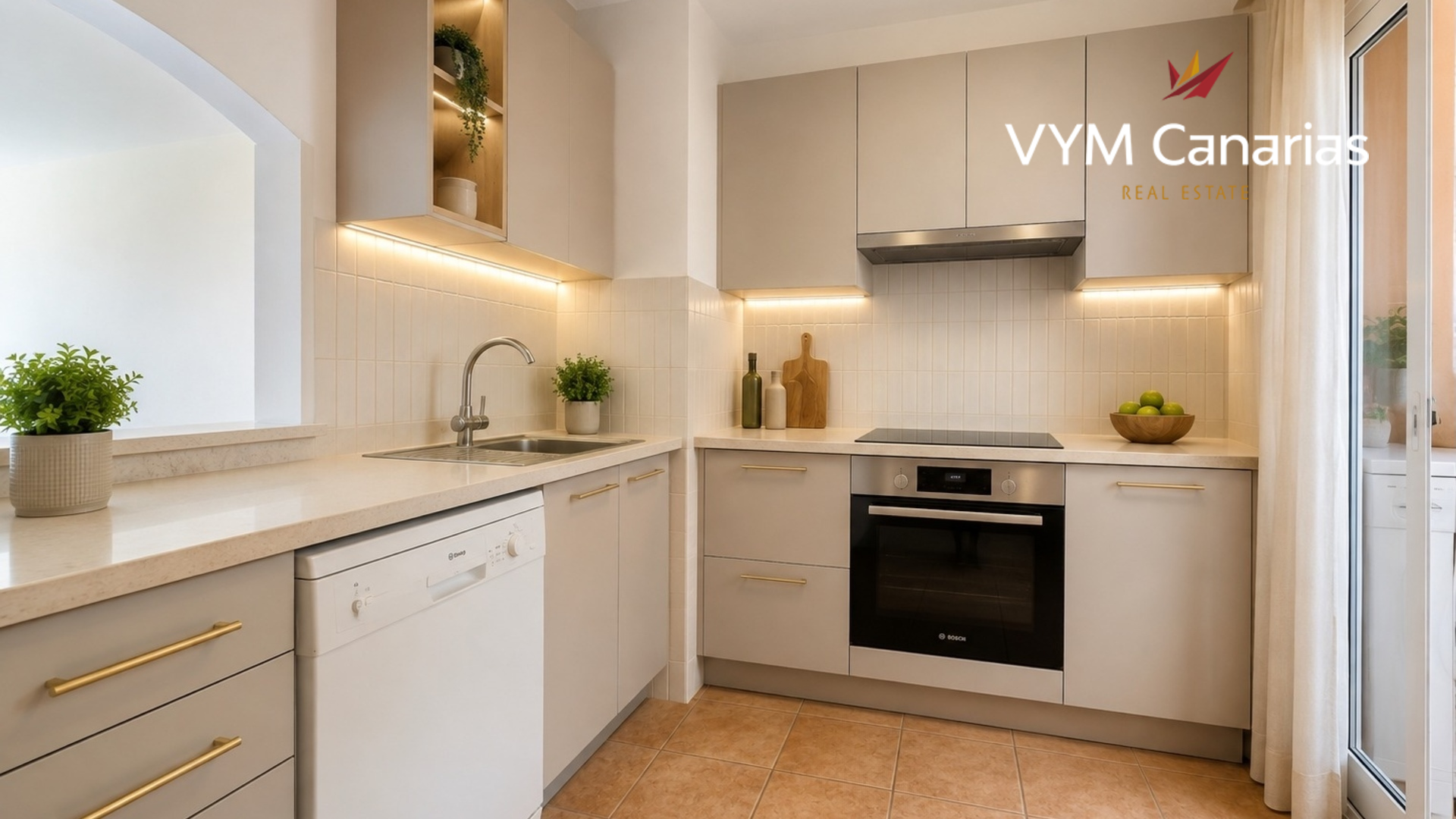 Takvåning i Adeje, Tenerife, Spanien 2 sovrum, 67 kvm. Nr. 132749