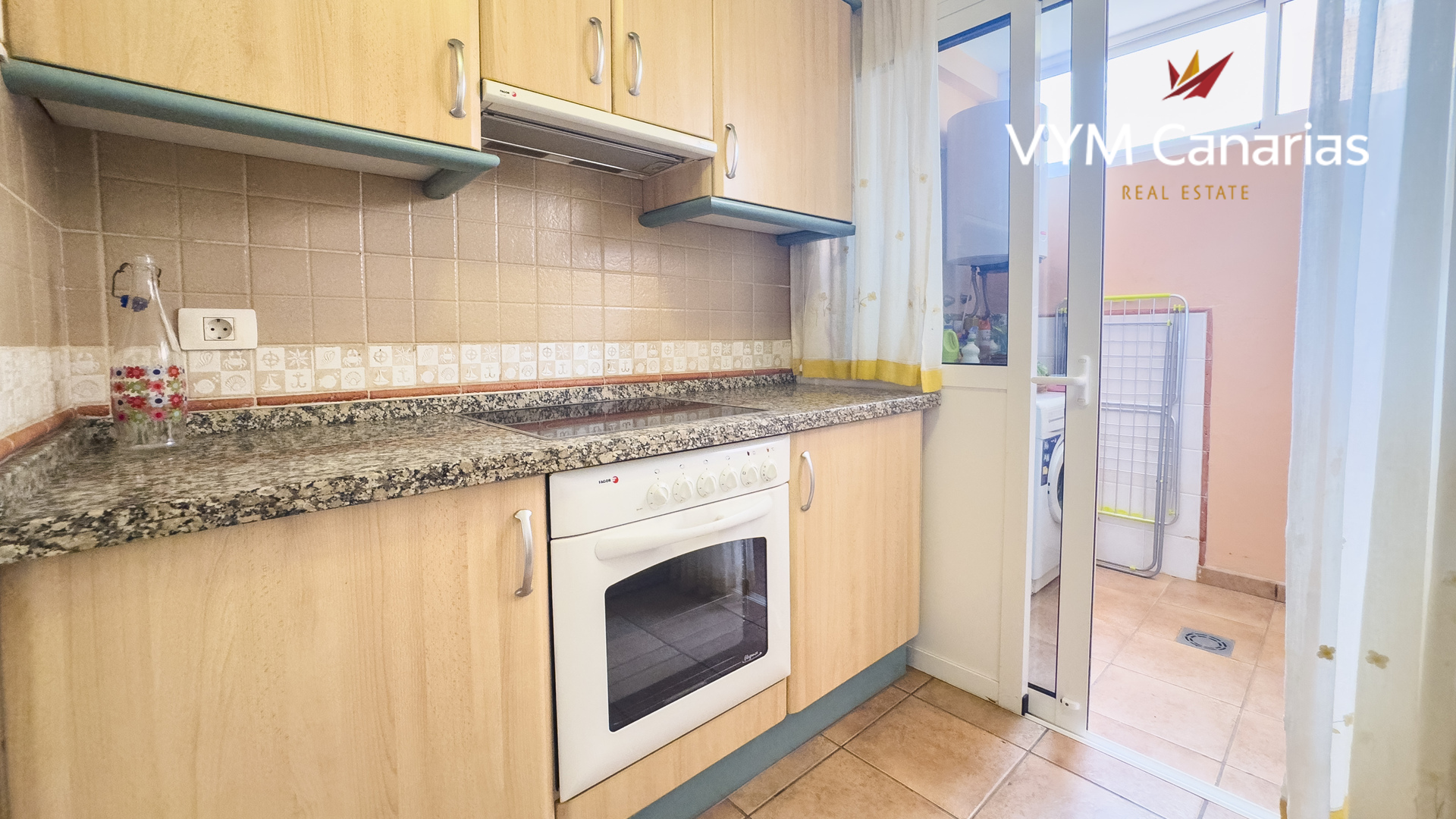 Takvåning i Adeje, Tenerife, Spanien 2 sovrum, 67 kvm. Nr. 132749