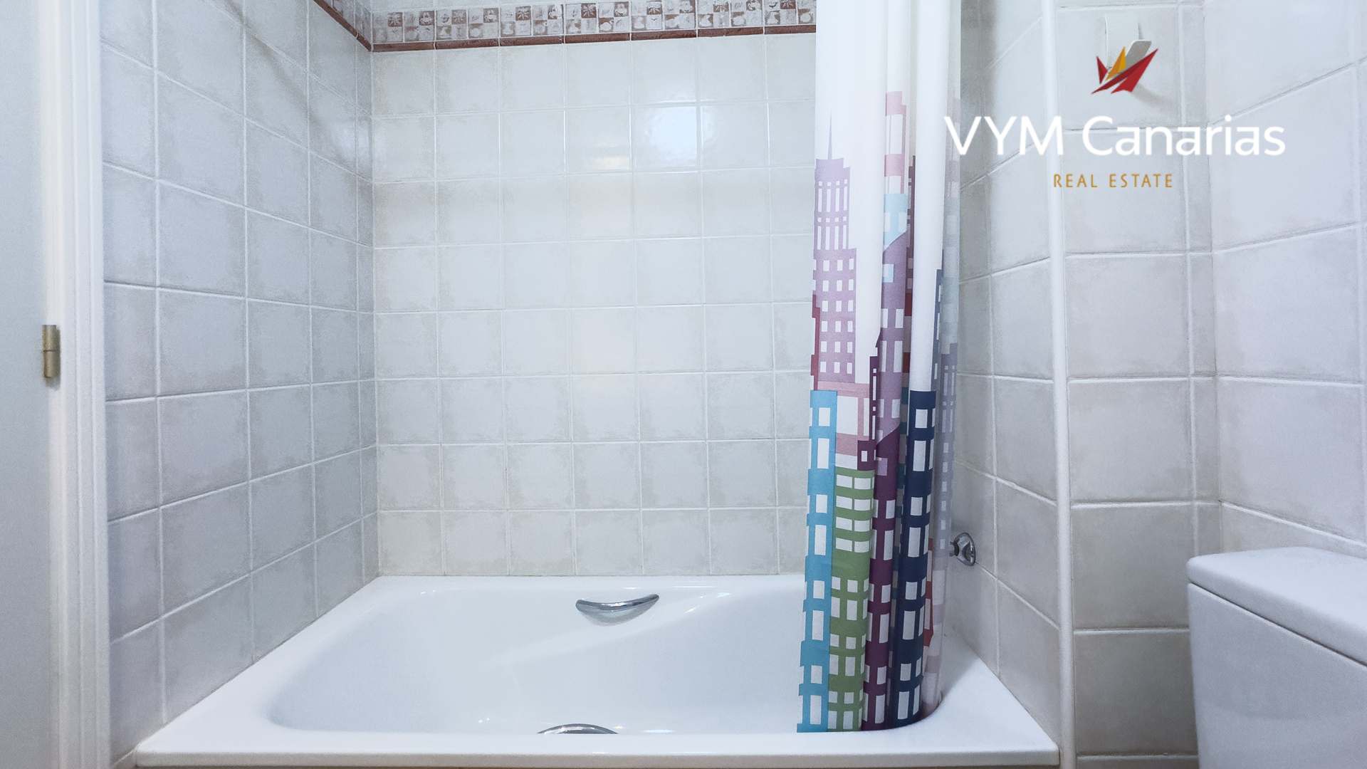 Takvåning i Adeje, Tenerife, Spanien 2 sovrum, 67 kvm. Nr. 132749