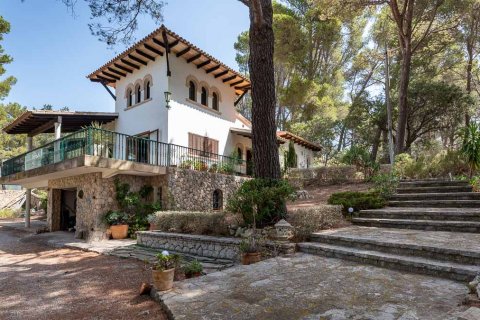 Villa in Galilea, Mallorca, Spain 3 bedrooms, 242 sq.m. No. 128100