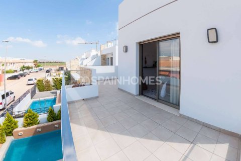Villa en Los Alcázares, Murcia, España 3 dormitorios, 194 m2 No. 121494