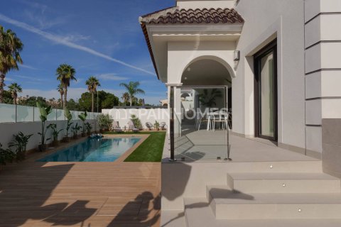 Villa in Rojales, Alicante, Spanien 3 Schlafzimmer, 168 m2 Nr. 121495
