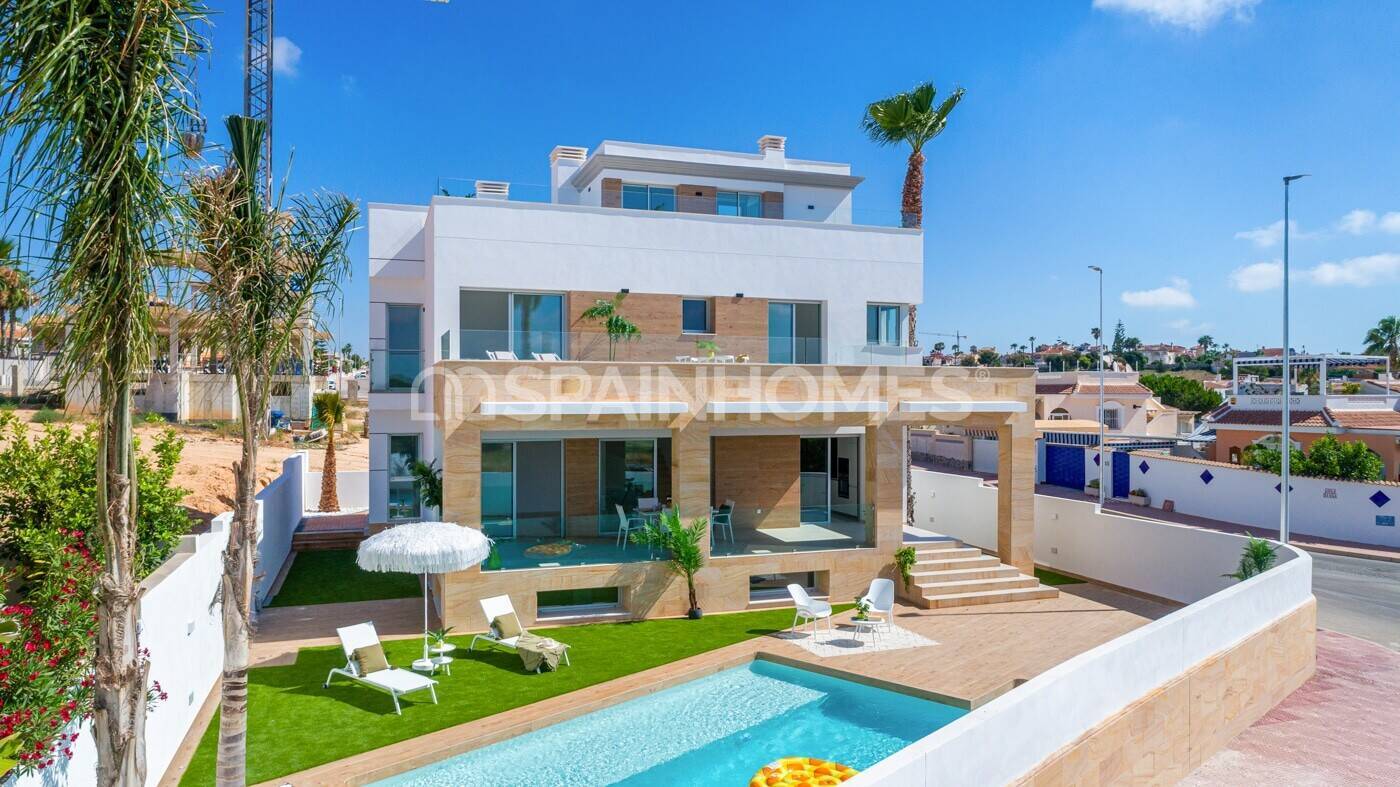 Villa i Rojales, Alicante, Spanien 4 sovrum, 263 kvm. Nr. 121496