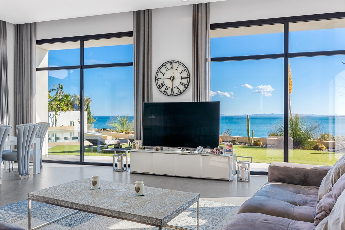 Villa in Cabo Roig, Alicante, Spanien 6 Schlafzimmer, 479 m2 Nr. 125930