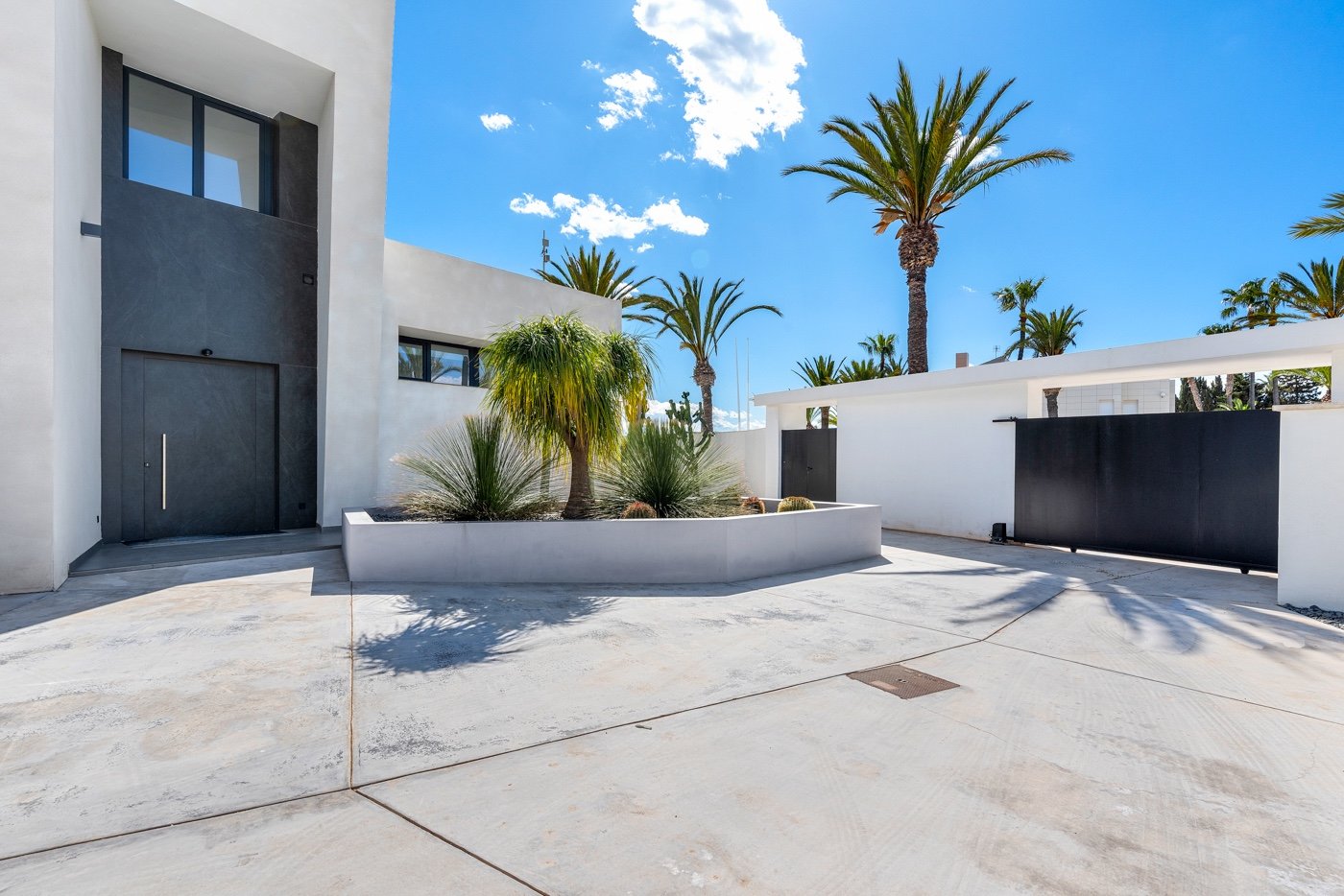 Villa in Cabo Roig, Alicante, Spanien 6 Schlafzimmer, 479 m2 Nr. 125930