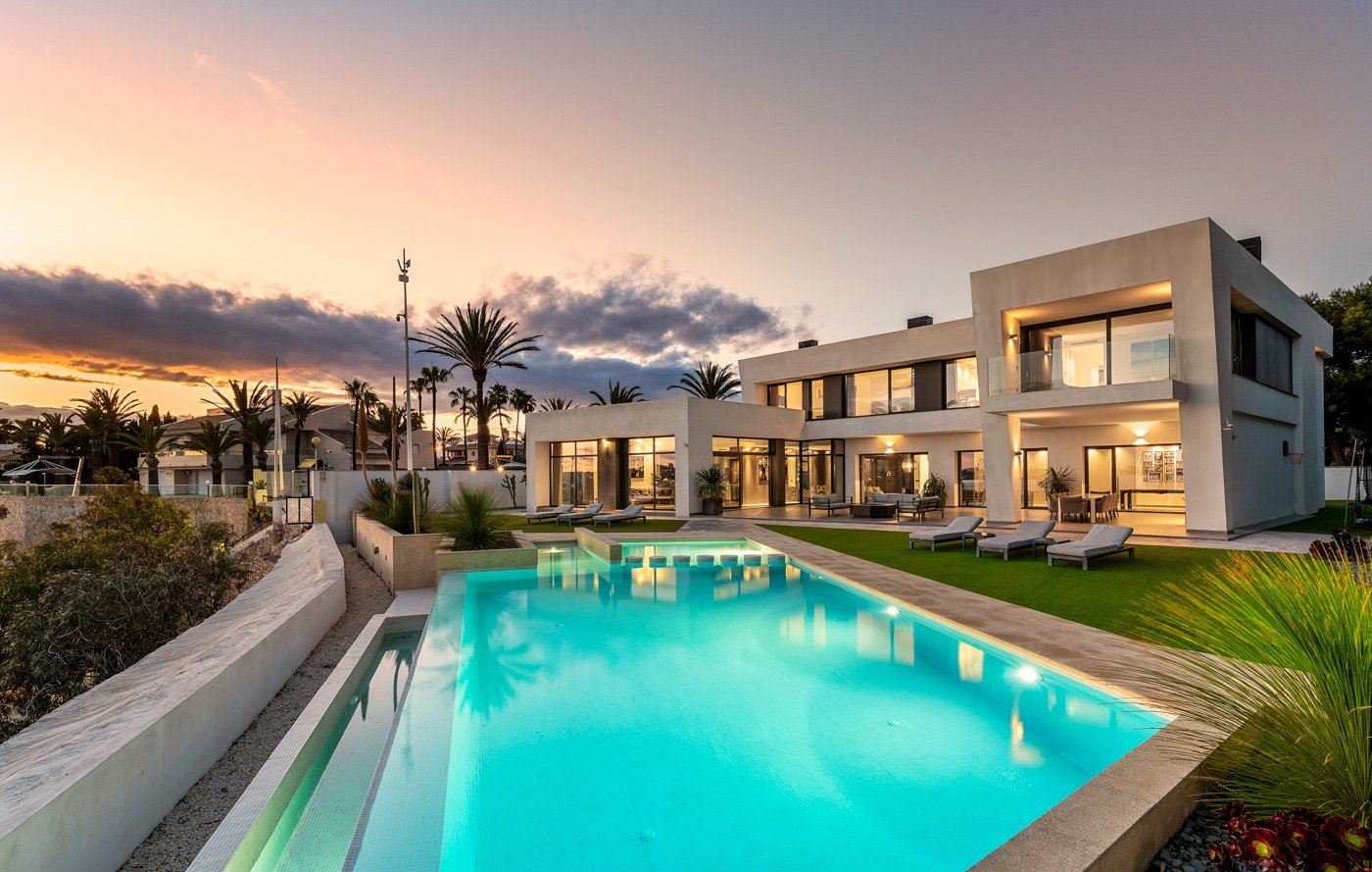 Villa in Cabo Roig, Alicante, Spanien 6 Schlafzimmer, 479 m2 Nr. 125930