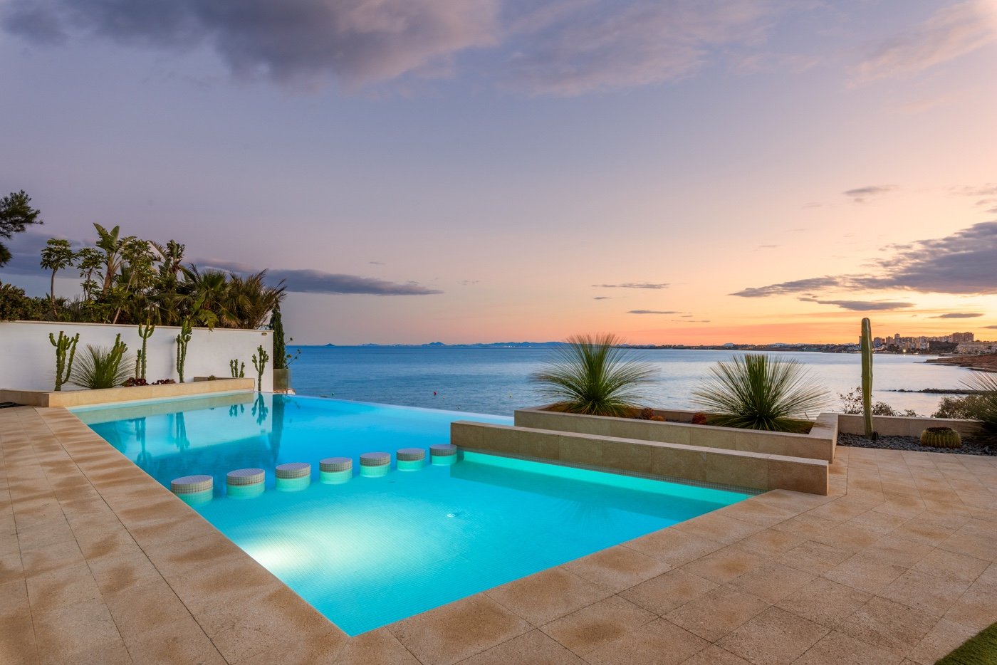 Villa in Cabo Roig, Alicante, Spanien 6 Schlafzimmer, 479 m2 Nr. 125930
