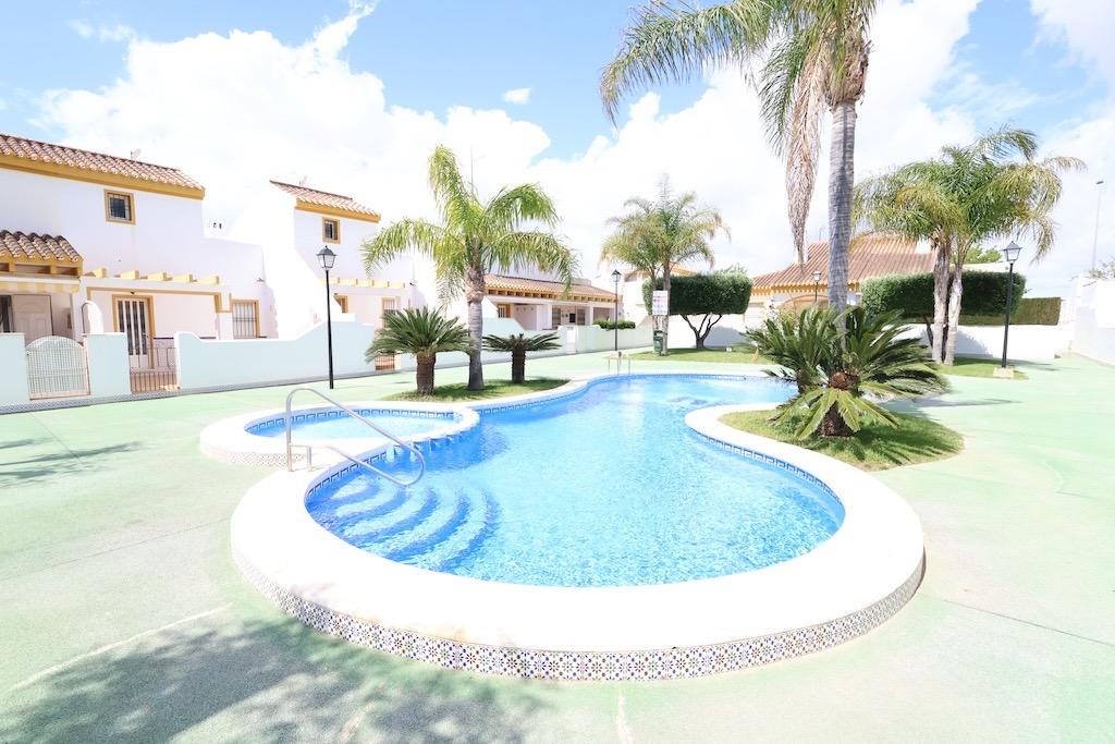 Townhouse à Pilar de la Horadada, Alicante, Espagne 2 chambres, 75 m2 No. 125207