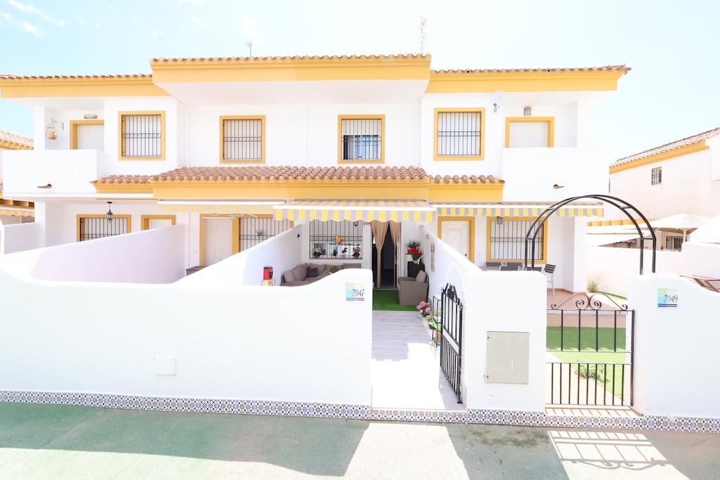Townhouse à Pilar de la Horadada, Alicante, Espagne 2 chambres, 75 m2 No. 125207