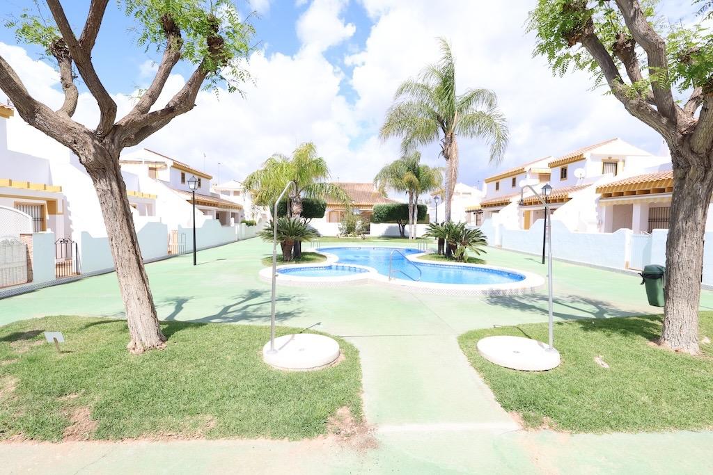 Townhouse à Pilar de la Horadada, Alicante, Espagne 2 chambres, 75 m2 No. 125207