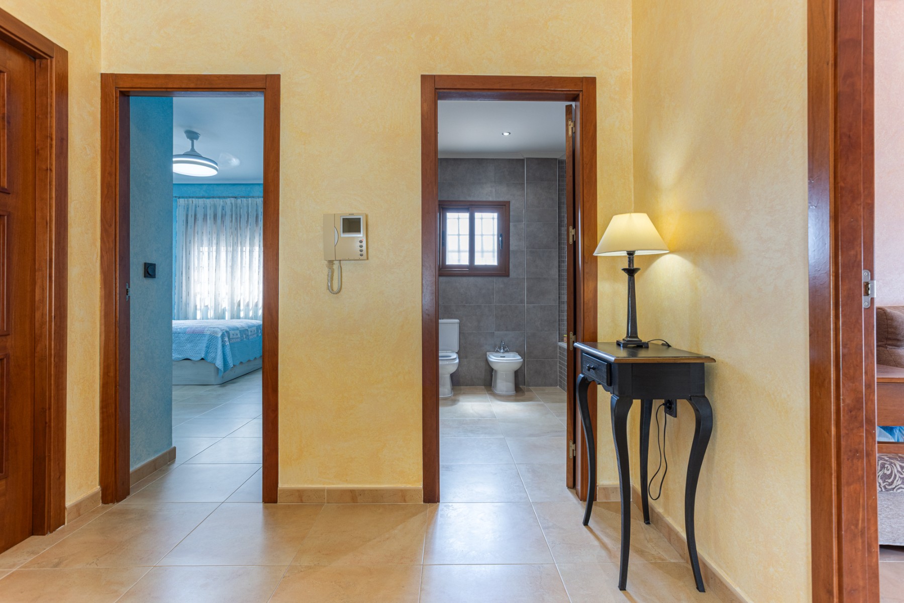Villa i Los Montesinos, Alicante, Spanien 4 sovrum, 417 kvm. Nr. 129322